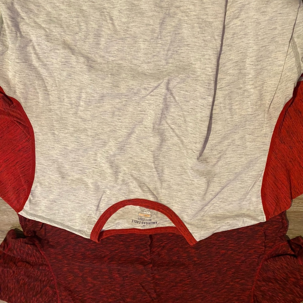 2- Xl American eagle Tee’s